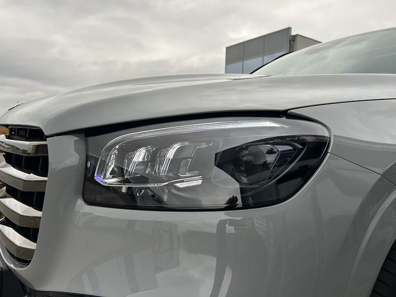 Mercedes-Benz GLS 450d 4MATIC AMG Premium Plus - fotka 9 z 42