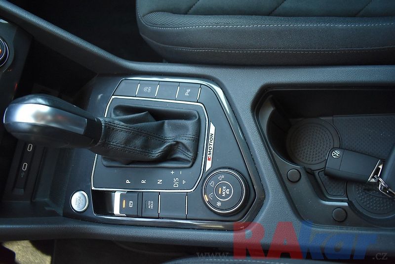 Volkswagen Tiguan Allspace (2021) Highline 2,0 TSI 4Motion,7míst - fotka 27 z 40