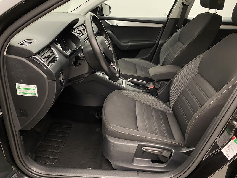 Škoda Octavia 1.4TSI AMBITION CZ REZERVACE - fotka 3 z 35