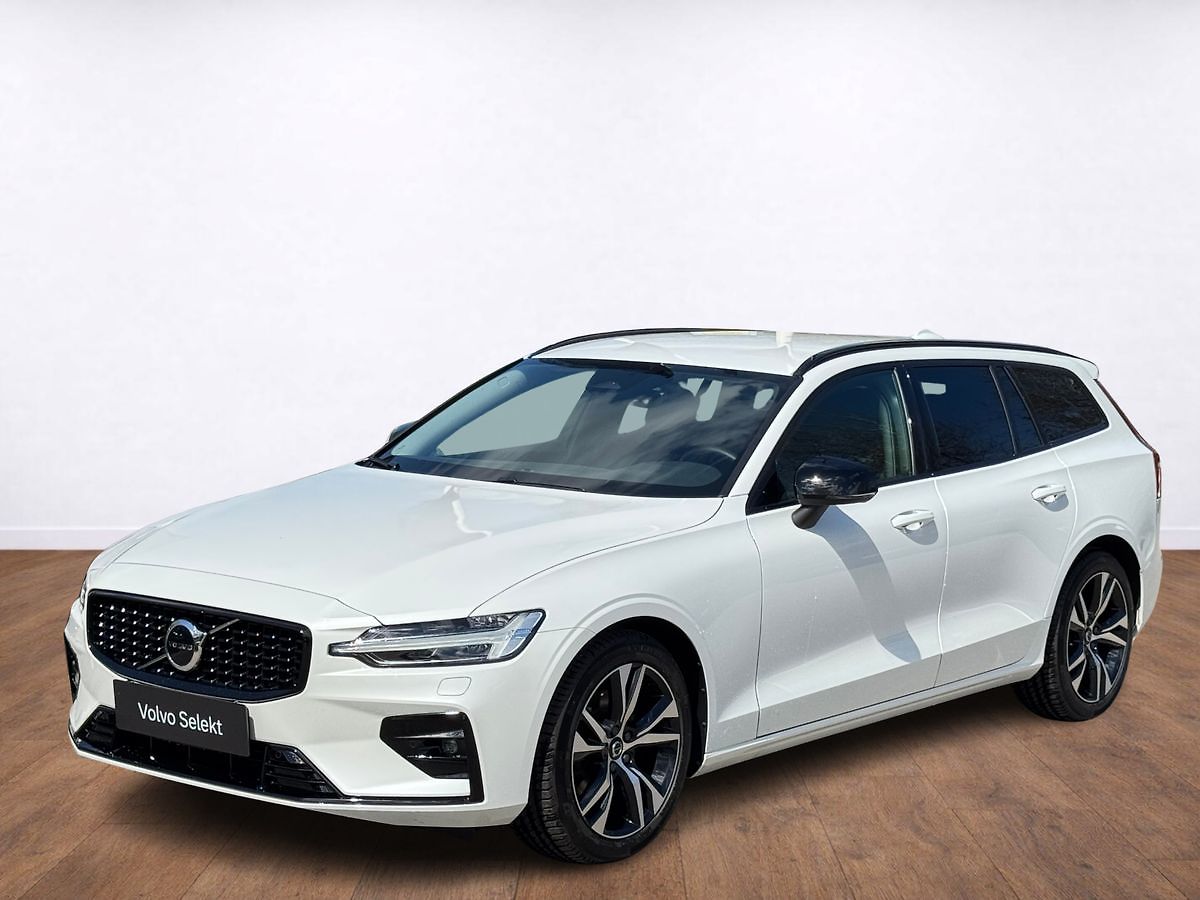 Volvo V60 PLUS DARK B4,FULL LED,ACC