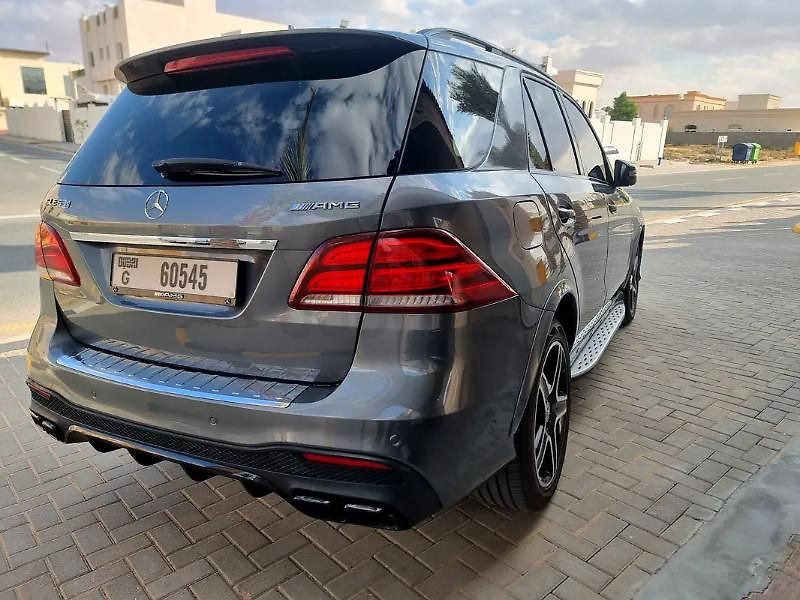 Mercedes-Benz GLE (2019) Luxusní SUV s AMG paketem - fotka 4 z 10