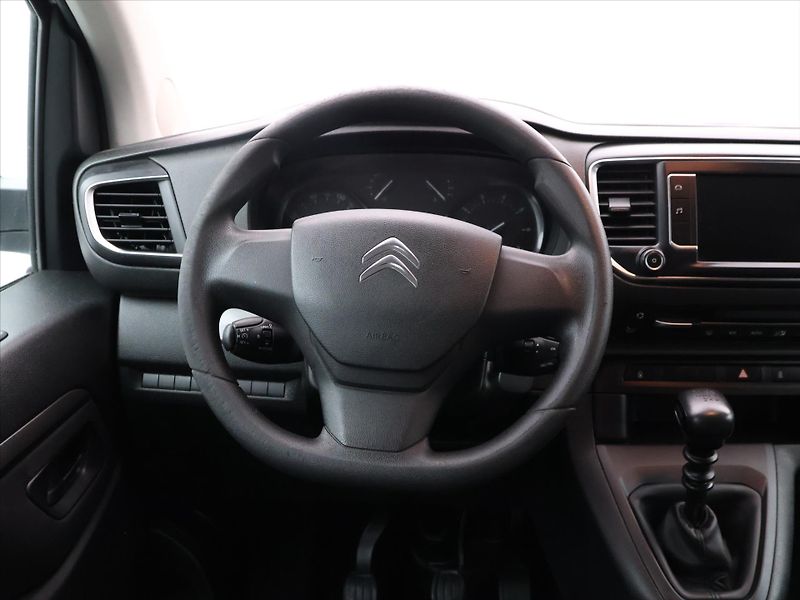 Citroën SpaceTourer 2,0 HDI 110kW Shine 8-Míst - fotka 17 z 32