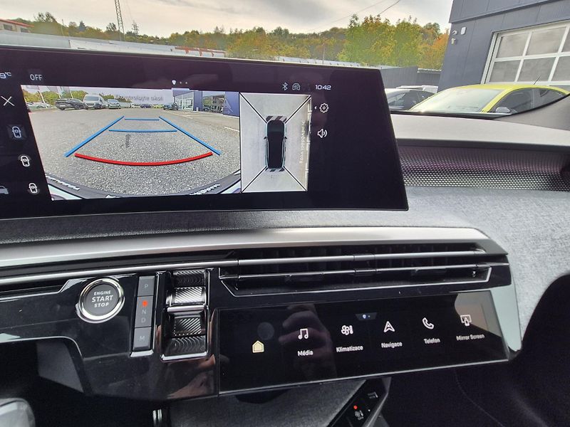 Peugeot 3008 (2026) GT Hybrid 145 e-DCS6  - fotka 18 z 21