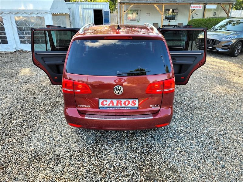 Volkswagen Touran 2,0 Rezervace!,dsg,Highline,ků - fotka 38 z 44