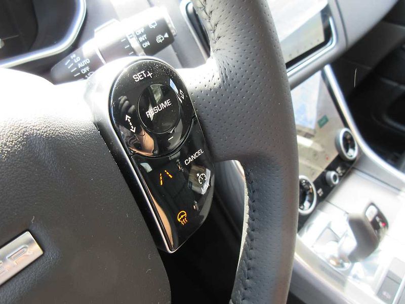 Land Rover Range Rover Sport 3,0 SDV6 HSE D250 4x4 aut. - fotka 22 z 46
