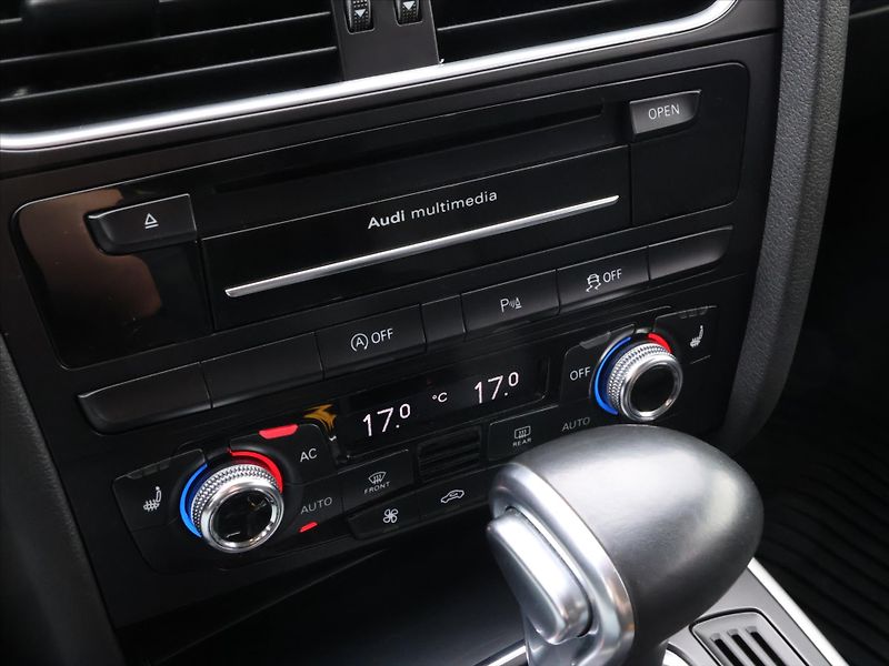 Audi A4 3,0 TDI 180kW Aut. quattro - fotka 20 z 30