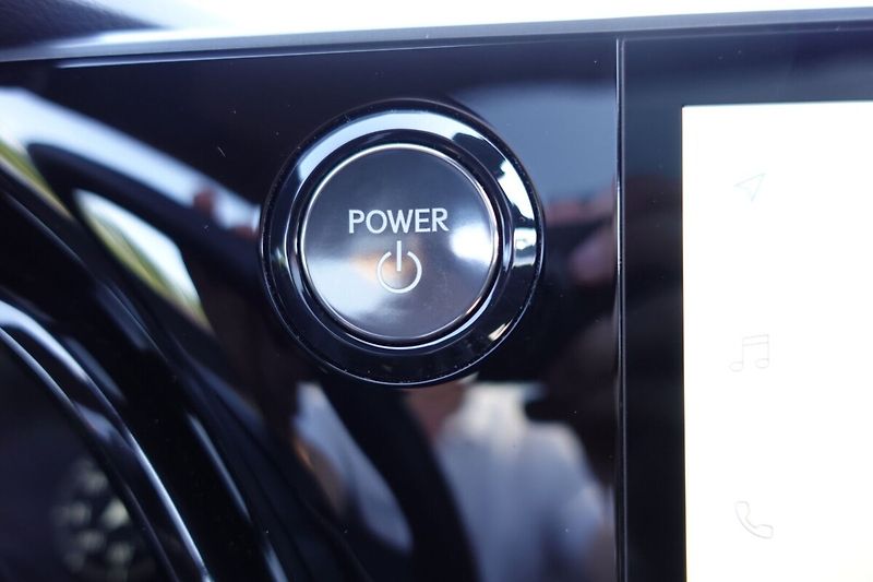 Lexus RX 450h plus RX450h+ Plug-in Luxury Panoram - fotka 33 z 43