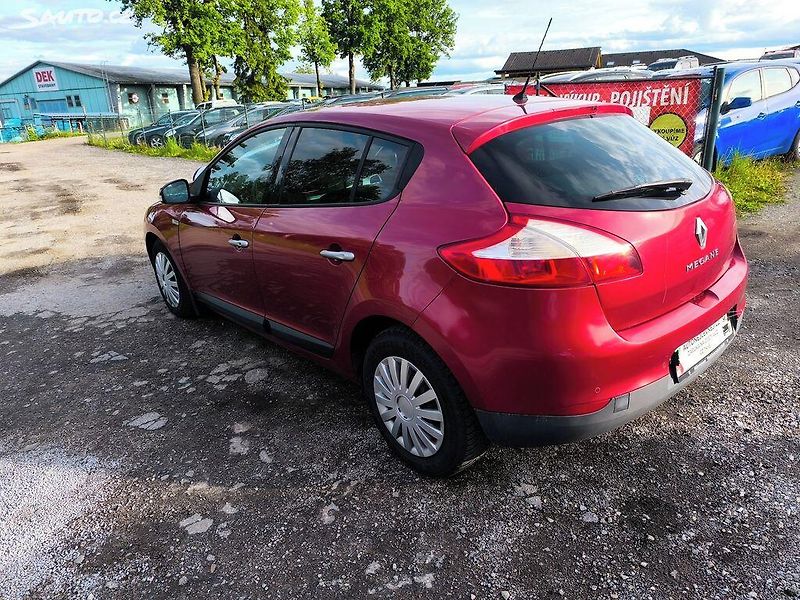 Renault Mégane KRÁSNÝ,VÝBAVA,95TKM,SERVISKA - fotka 5 z 26