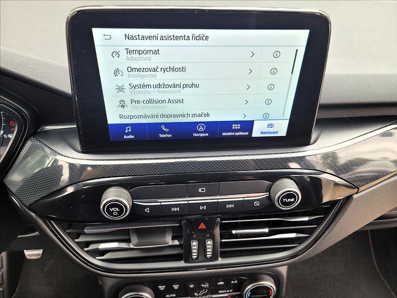 Ford Kuga 1,5 Již není k dispozici - fotka 28 z 50