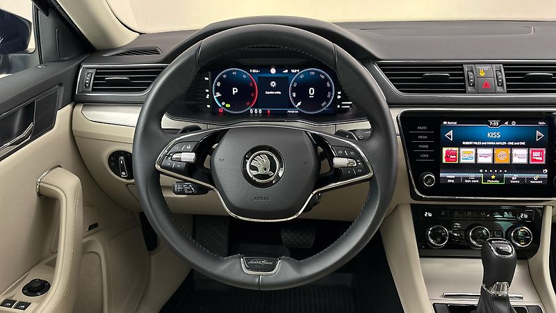 Škoda Superb 2.0 TDI DSG 4x4 L&K - fotka 9 z 33
