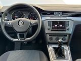 Volkswagen Passat Trendline - náhled 18