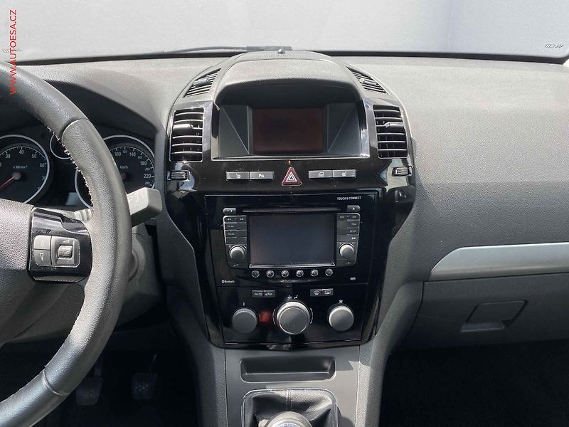 Opel Zafira (2014) 1.8 16V, Family, bixen - fotka 12 z 17