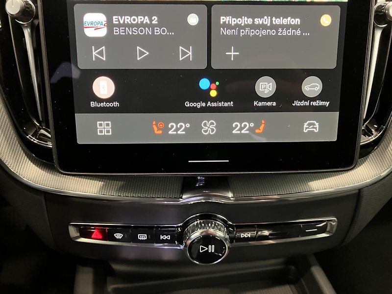 Volvo XC60 T6 AWD Black Edition Plus AT8 - fotka 38 z 47