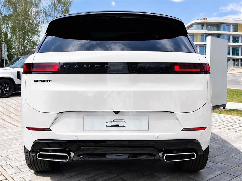 Land Rover Range Rover Sport (2026) 3,0 P460e DYNAMIC SE PHEV - fotka 4 z 35