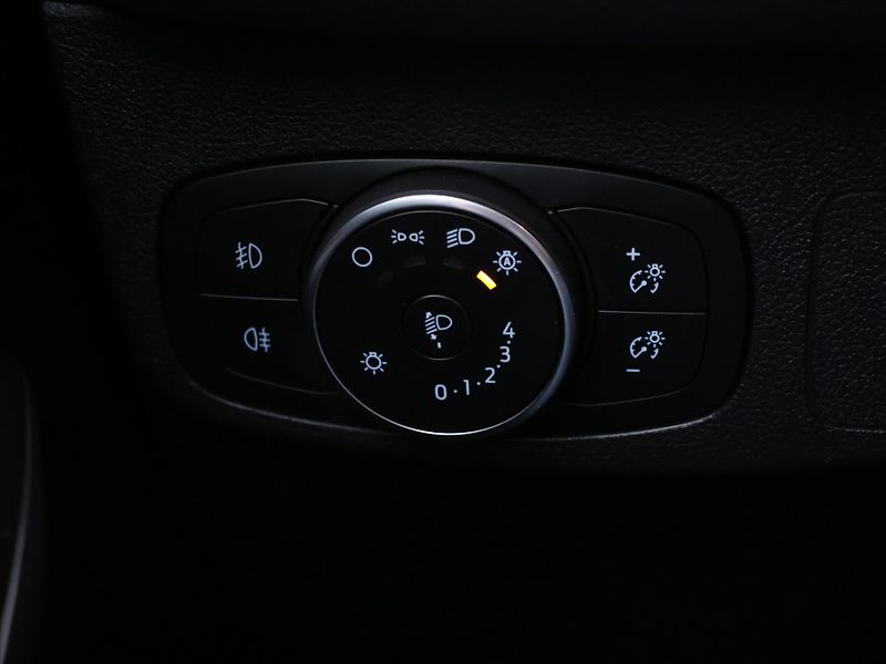 Ford Focus 1,0 EB 92kW CZ DPH 1.Maj. - fotka 14 z 28