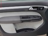 Volkswagen Touran (2015) 2.0TDi 7míst, Bixenon - náhled 16
