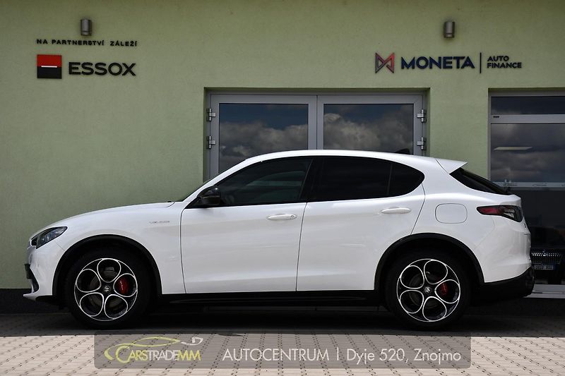 Alfa Romeo Stelvio 2.2 JTDm 154kW  Připravujeme - fotka 2 z 49