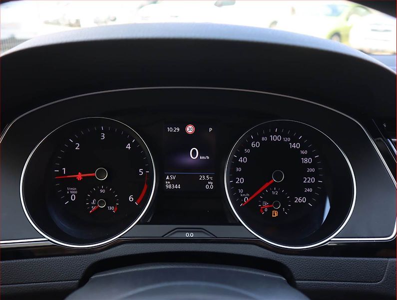 Volkswagen Passat (2019) 2.0 TDI - fotka 11 z 24