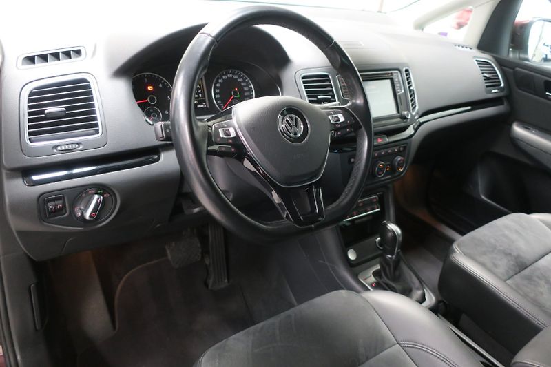 Volkswagen Sharan (2016) 2.0 TDI 135kW 4M Highline DSG - fotka 12 z 50