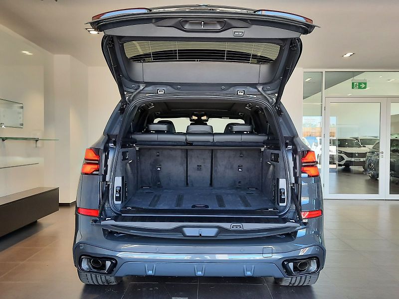 BMW X5 (2026) xDrive 30d M Sport - fotka 9 z 17