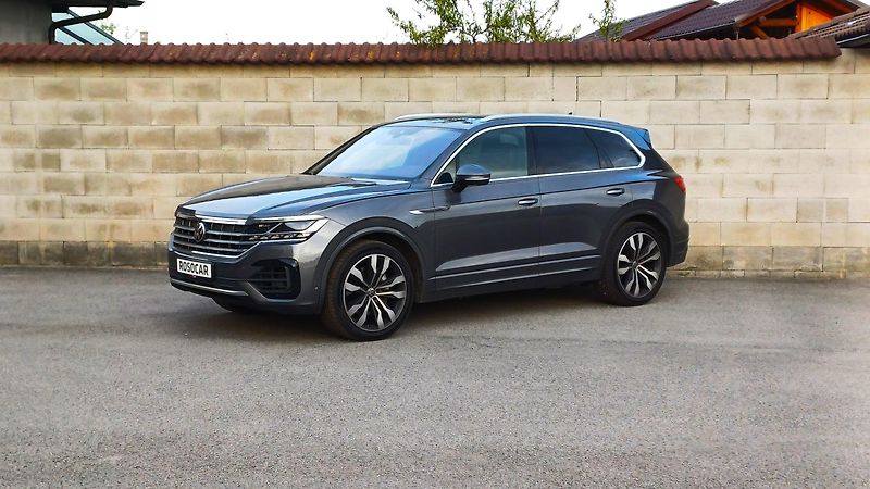 Volkswagen Touareg TSI 250kW R-LINE - fotografie inzerátu