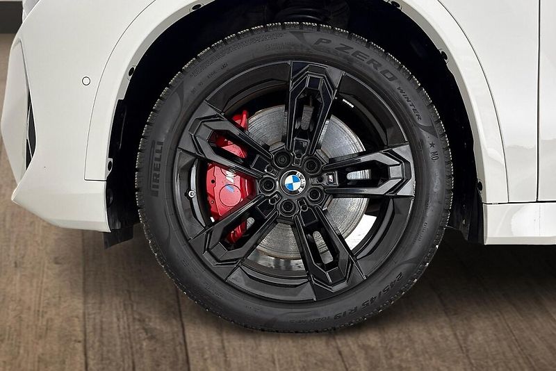 BMW iX1 eDrive20 - fotka 23 z 23