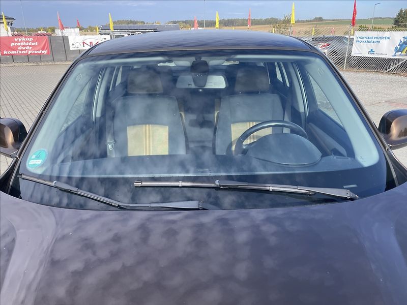 BMW X1 2,0 d X-Drive 130kw Xenon Klim - fotka 26 z 32