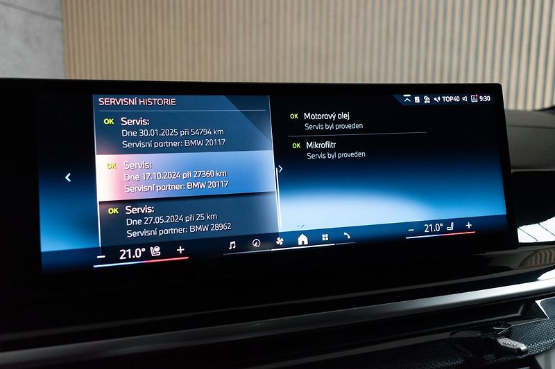 BMW X5 xDrive30d ///M*TAŽNÉ*7.MÍST*ČR - fotka 35 z 51
