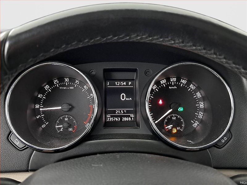 Škoda Yeti (2016) 2.0 TDI, 4X4, Automat, Kůže - fotka 11 z 20
