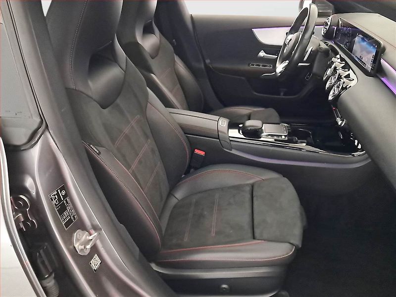 Mercedes-Benz CLA (2020) 250 e - fotka 9 z 24