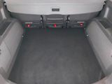 Volkswagen Touran (2013) 1.6 TDI, Tempomat - náhled 13
