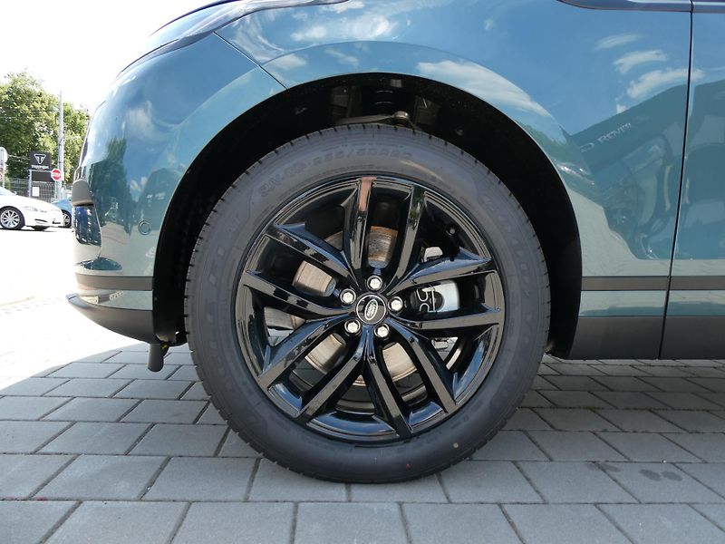 Land Rover Range Rover Velar (2026) 2,0 S D200 - fotka 2 z 35