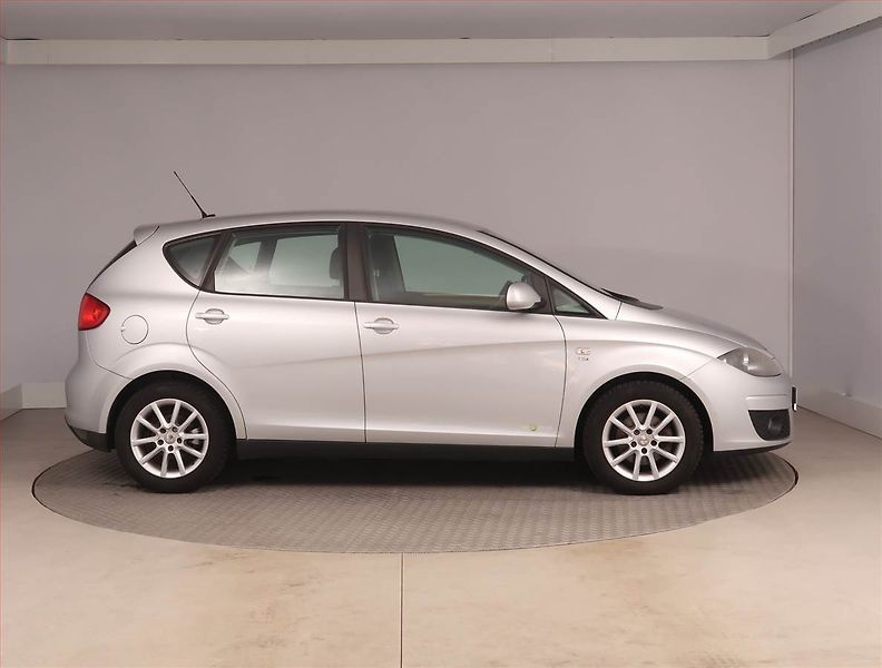 Seat Altea (2011) 1.2 TSI, Serv.kniha, Navi - fotka 6 z 18