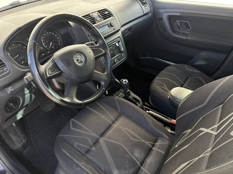 Škoda Fabia 1.2 TSI DSG / 77 kW Elegance - fotka 10 z 23