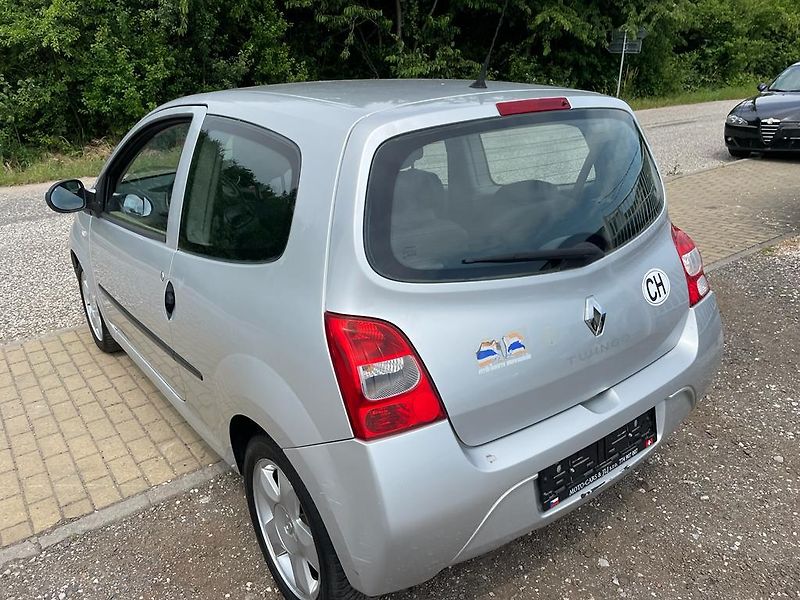 Renault Twingo (2007) 1,2  56KW 91300KM!!! - fotka 18 z 40