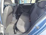 Volkswagen Golf 1,4 MPI KLIMA - náhled 6