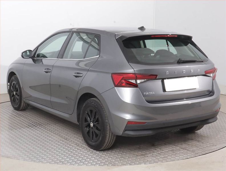 Škoda Fabia (2022) Style 1.0 TSI, Automat - fotka 4 z 16