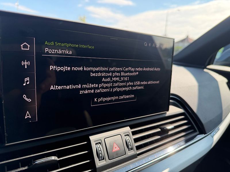 Audi Q5 S-line  2.0TDI 150kW Quattro S - fotka 14 z 23