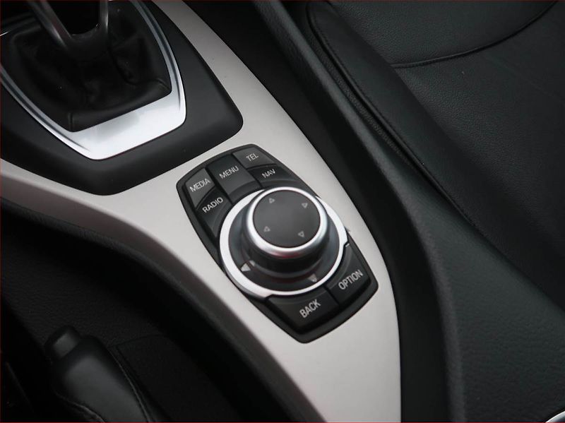 BMW X1 (2015) xDrive20d, 4X4, Automat, Kůže - fotka 14 z 16