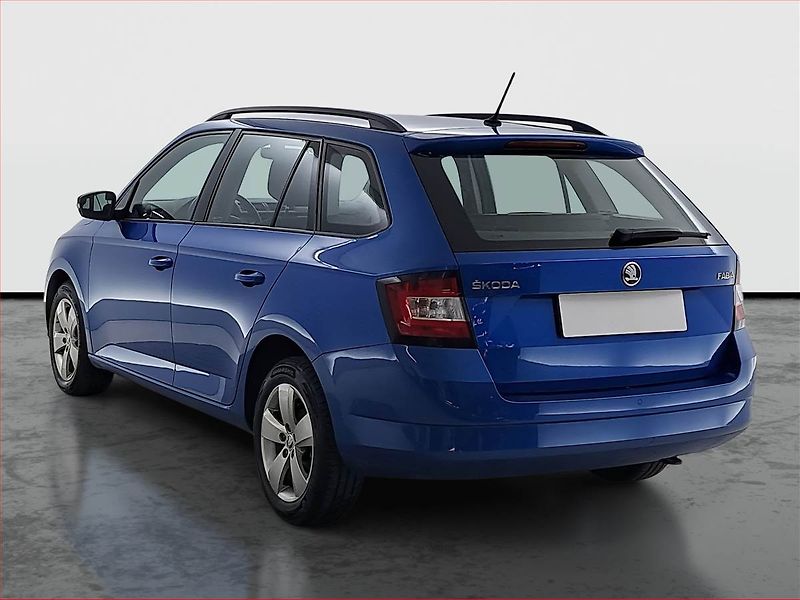 Škoda Fabia (2017) 1.2 TSI, ČR,1.maj - fotka 4 z 15