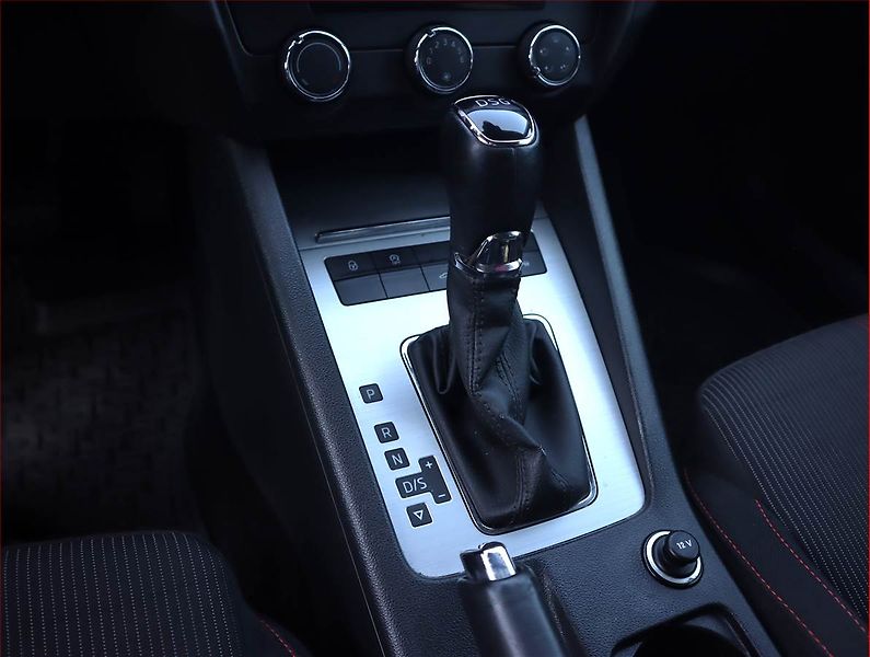 Škoda Octavia (2017) Edition 2.0 TDI, Automat - fotka 16 z 23
