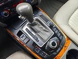Audi A4 (2008) Avant 2.0 TDi Automat - náhled 25