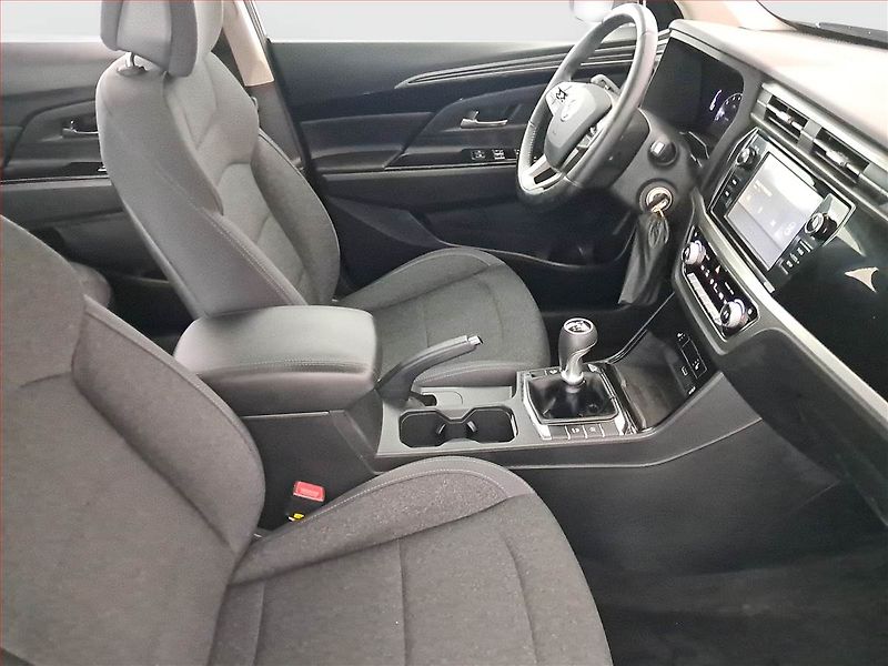 SsangYong Korando (2022) Style 1.5 T-GDI, Serv.kniha - fotka 9 z 16