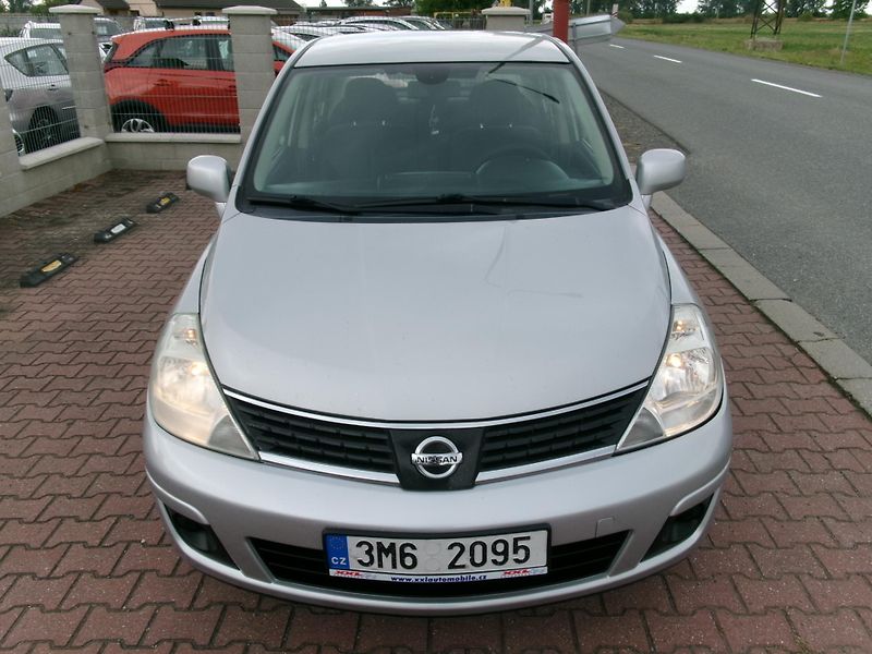 Nissan Tiida (2009) 1,6 16V AC ALU HF BT - fotka 4 z 26