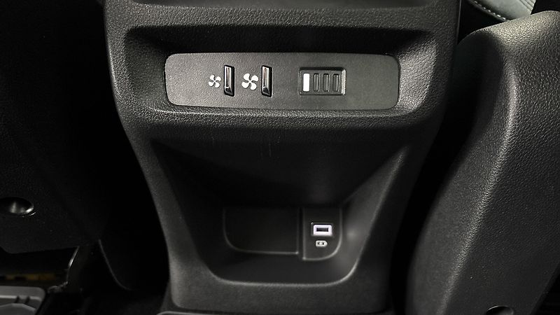 Toyota ProAce City Verso 1.5 D-4D Long Family - fotka 20 z 25