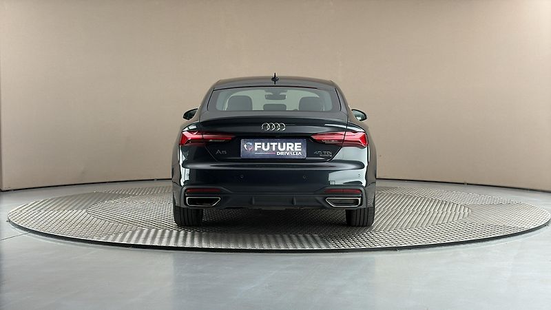 Audi A5 2.0 40TDI Quattro S Tronic Spo - fotka 5 z 31
