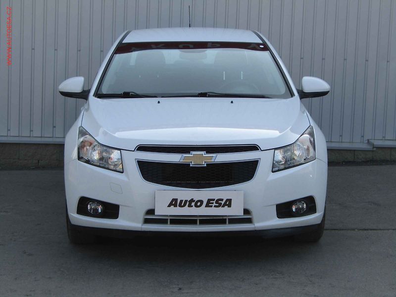 Chevrolet Cruze (2012) 1.6 16V, ČR, AC, temp - fotka 2 z 16