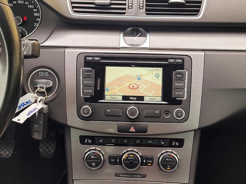 Volkswagen Passat 2,0TDi *SERV.KNIHA* PERFEKTNÍ  - fotka 37 z 48