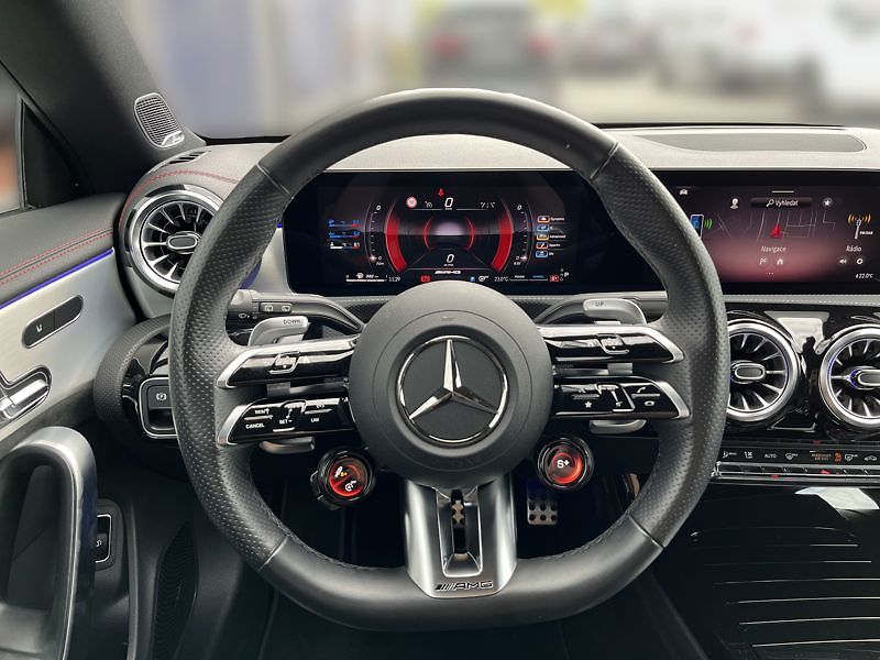 Mercedes-Benz CLA Třída Mercedes-AMG 35 4MATIC S - fotka 11 z 18