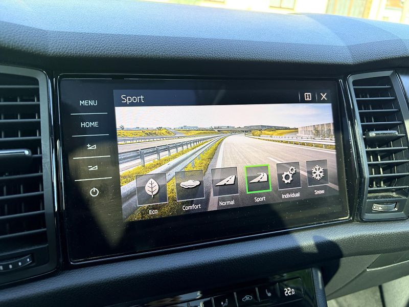 Škoda Kodiaq RS WEBASTO MATRIX CANTON - fotka 54 z 72